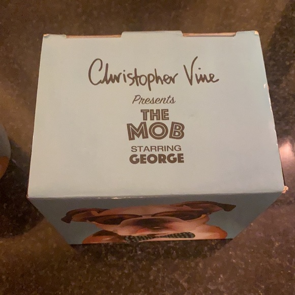 NEW! Christopher Vine The Mob George Mug - Picture 4 of 5